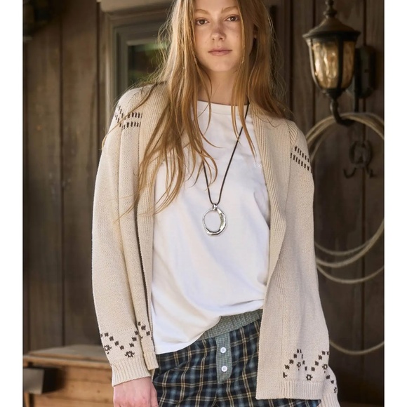 NWT Western  Horse Jacquard Shawl Knit Cardigan in Beige - Picture 4 of 6